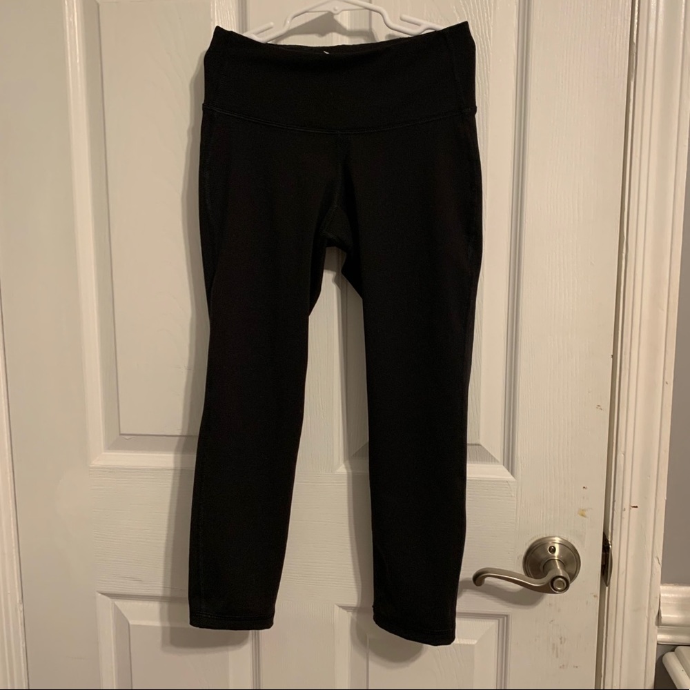 Black old navy cropped leggings women’s xs